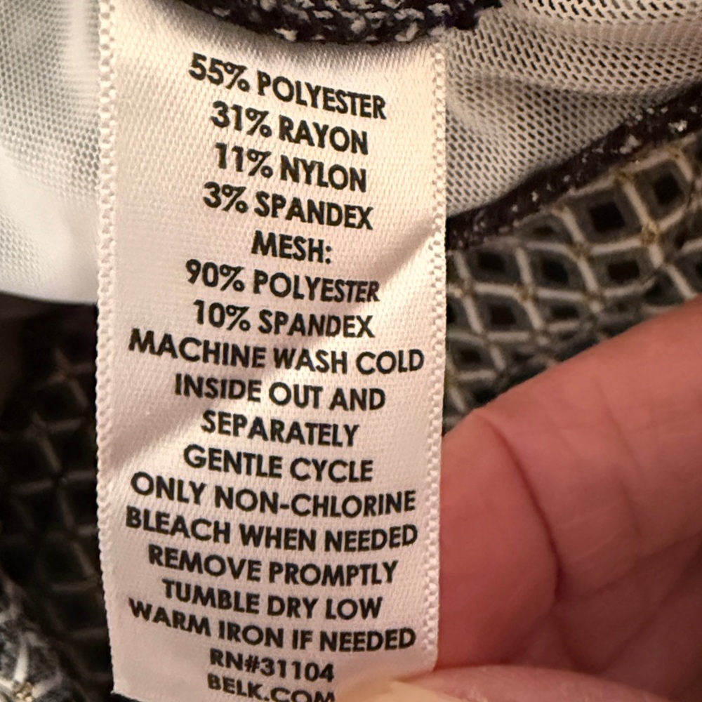New Directions Black and White Diamond Pattern Pants - Picture 5 of 5